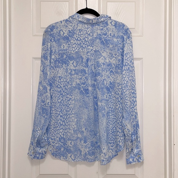 NWT RAILS Josephine Shirt in Aqua Mixed Animals - Picture 8 of 9